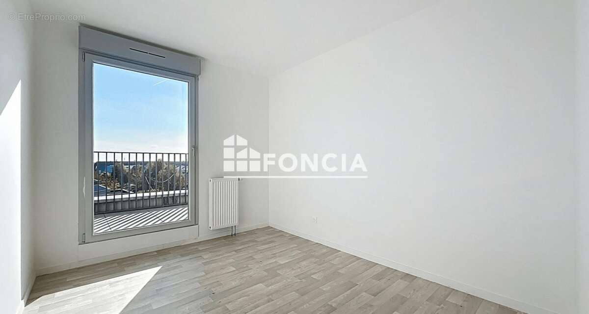 Appartement à COLOMBELLES