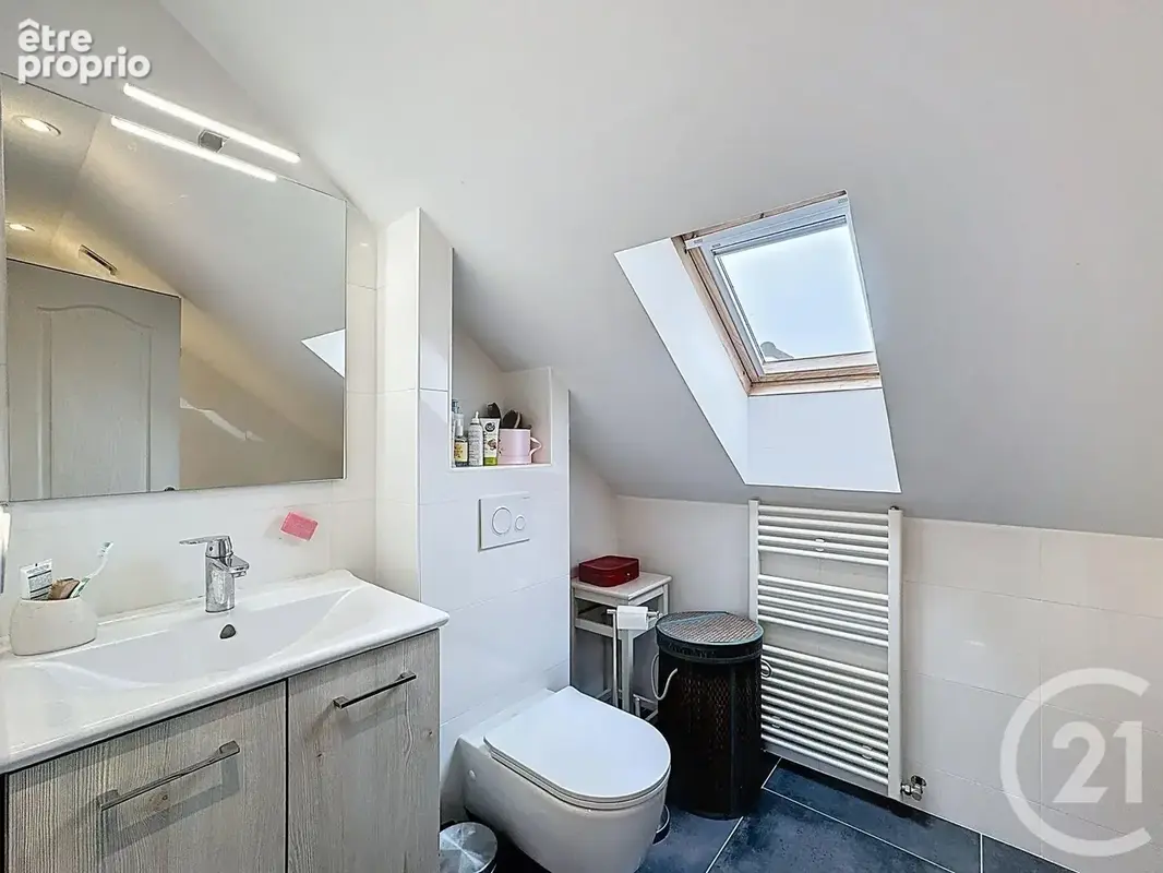 Maison 5 pièces 110 m² à vendre à La Ferte-Saint-Aubin (45240) - photo 10