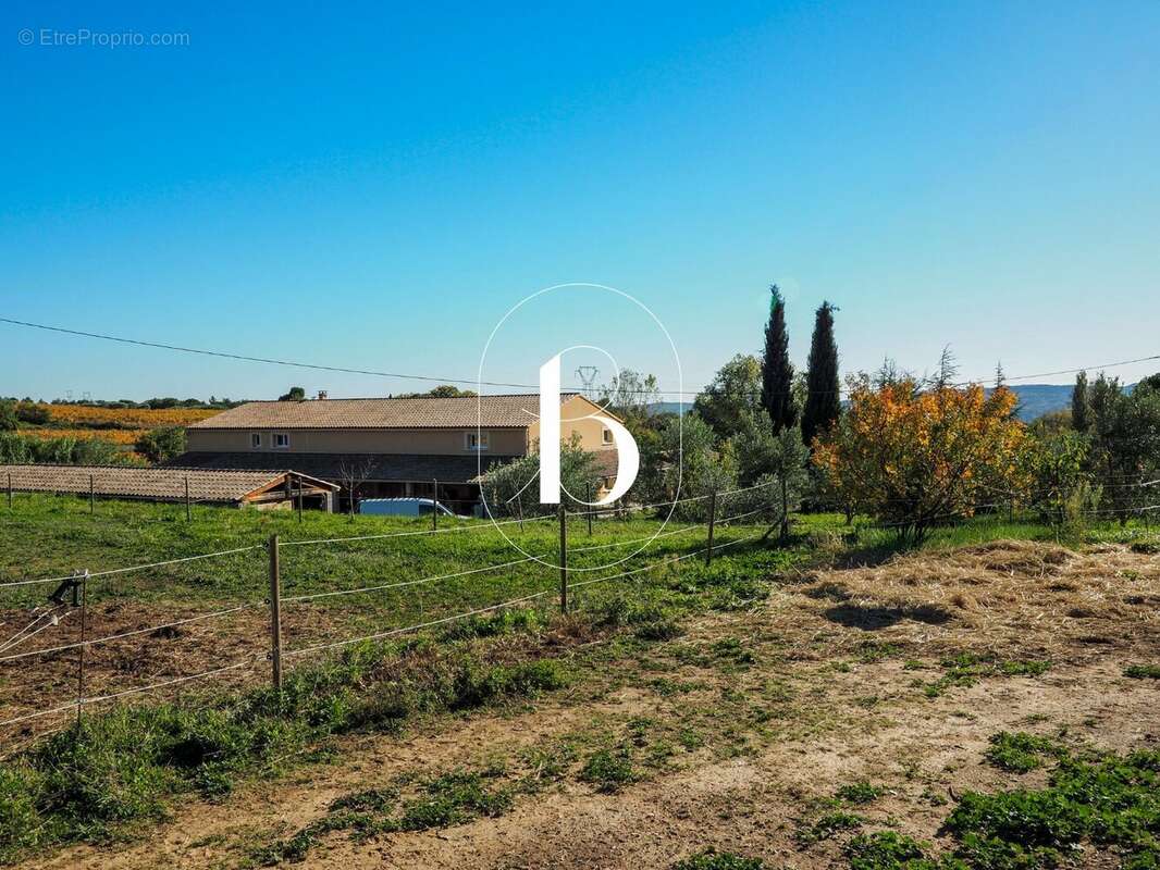 Maison à GOUDARGUES