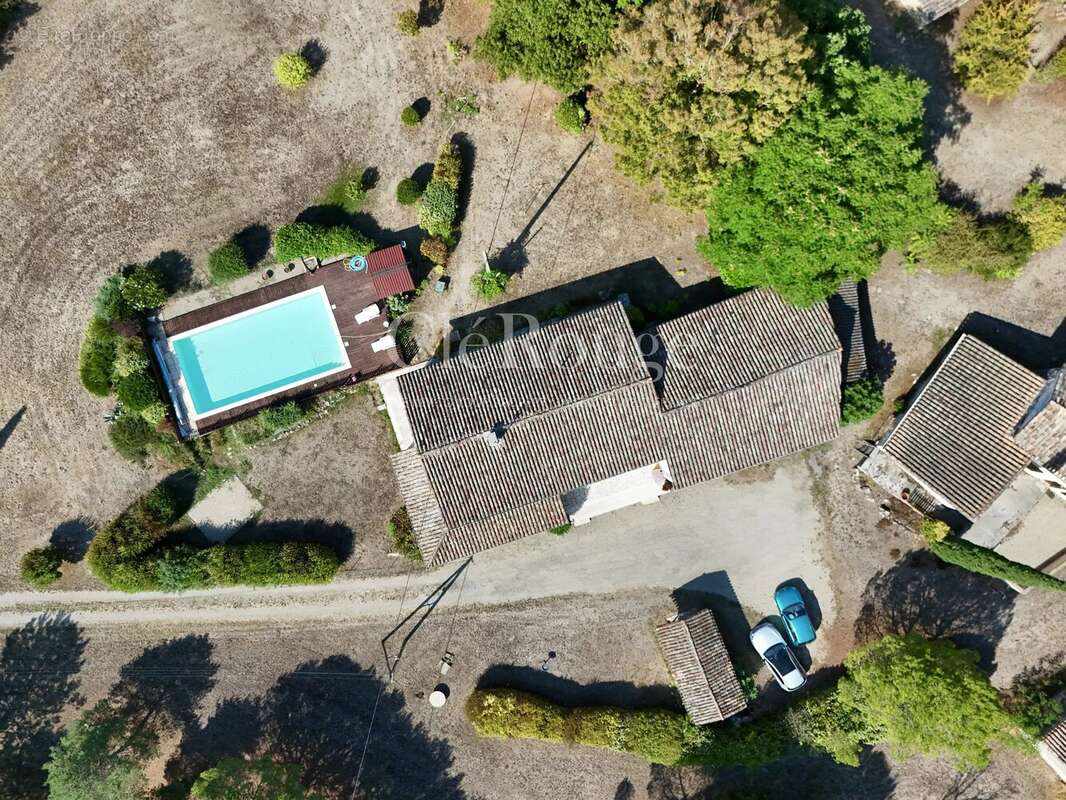 Proche d’Eymet – Maison de plain-pied avec dépendances et piscine - photo 23