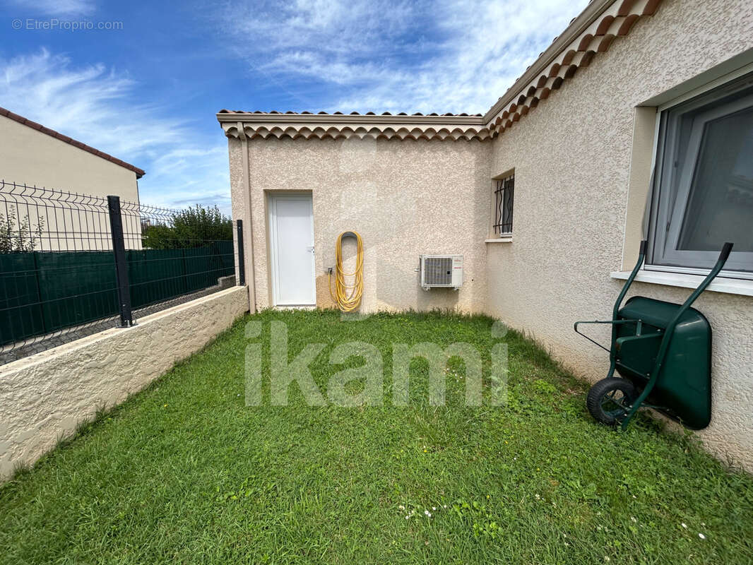 Maison récente avec 3 chambres, pièce de vie spacieuse avec vue sur le Vercors, à venir découvrir ! - photo 12