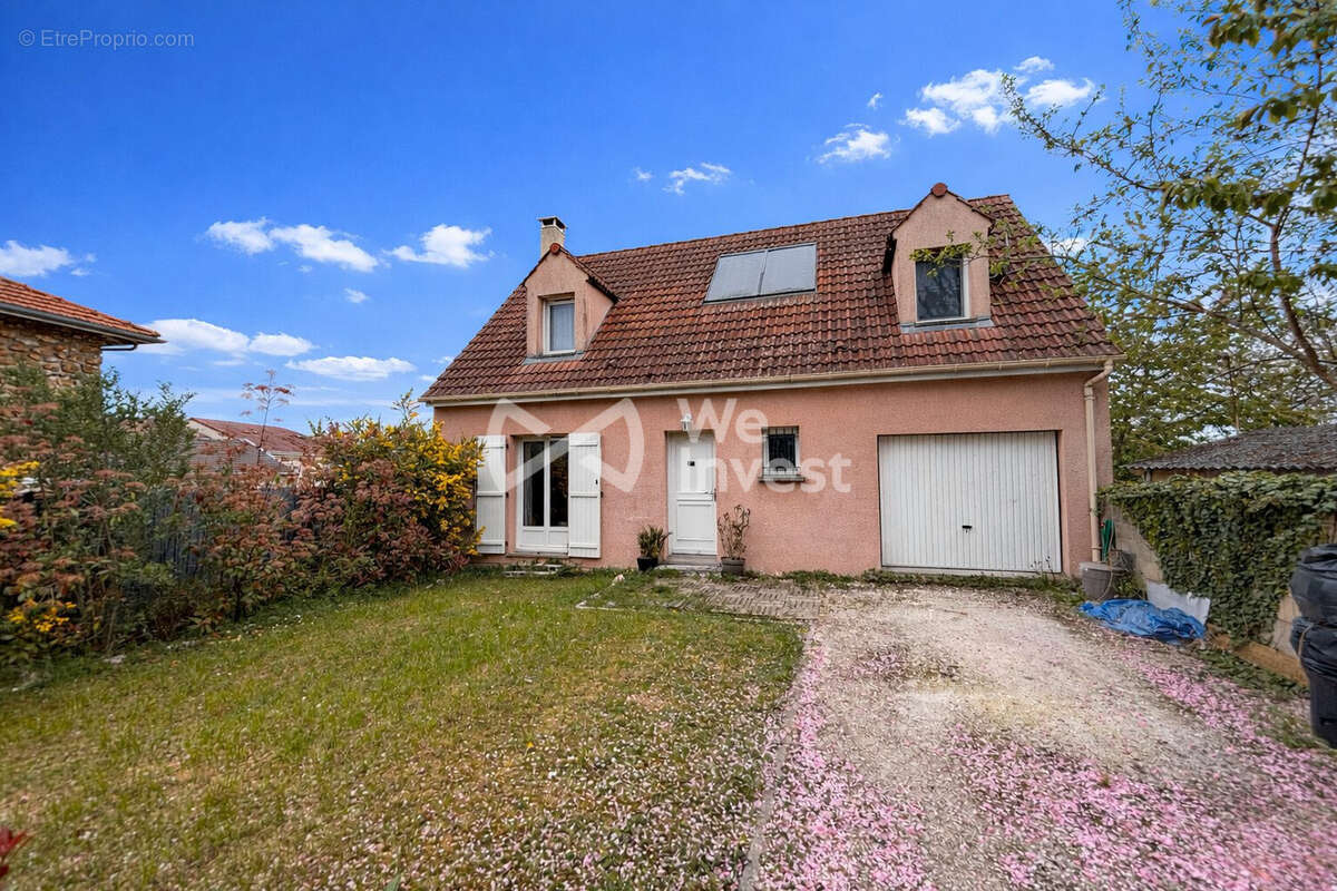 Maison à LA FERTE-GAUCHER
