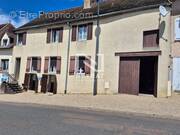 Maison à SAINT-LEGER-SUR-DHEUNE