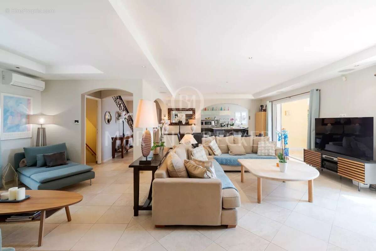 Maison à CAGNES-SUR-MER