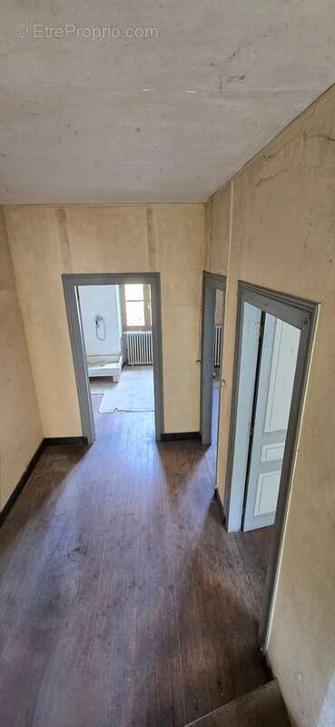 Maison à BENEVENT-L'ABBAYE