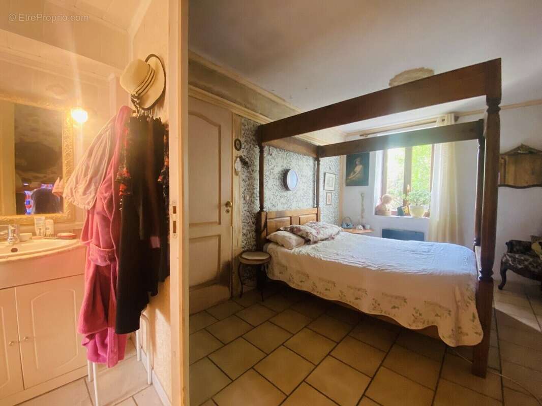 Maison 100 m² à Voussac  - photo 6