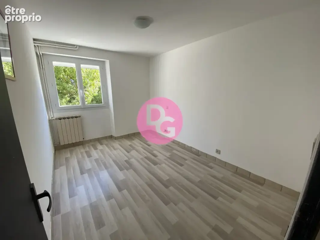 Maison 6 pièces 116 m² à vendre à Decazeville (12300) - photo 9