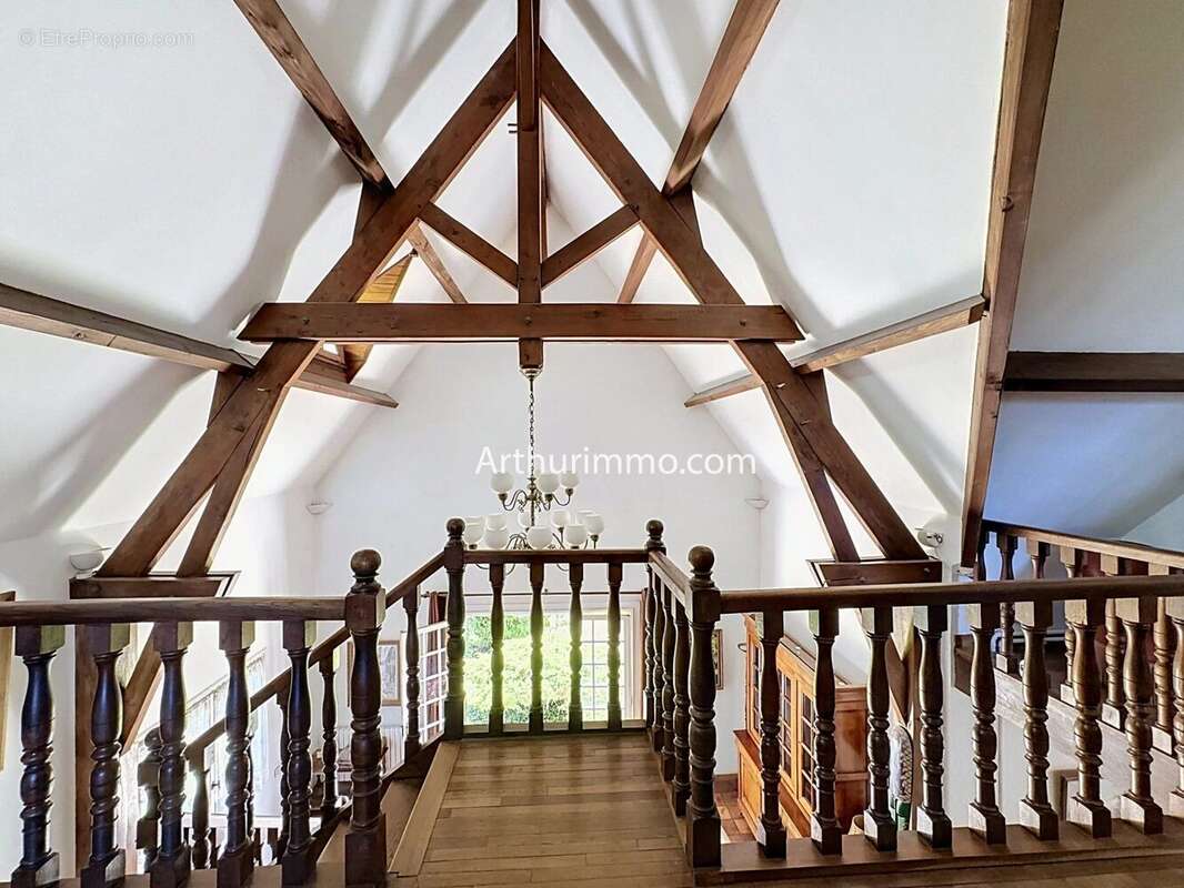 Maison à VIGNEUX-SUR-SEINE