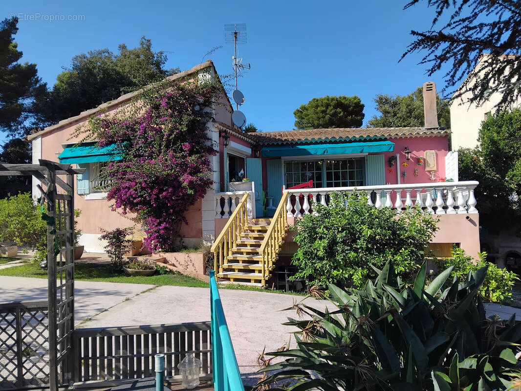 Maison à HYERES