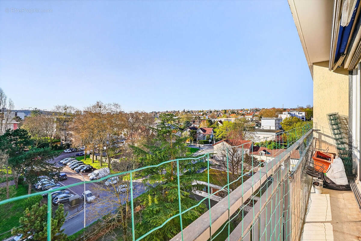 Appartement à ROSNY-SOUS-BOIS