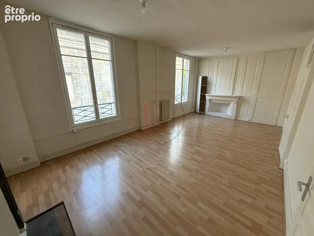 Appartement T4 avec balcon de 125 m2 au centre ville de Besançon - photo 3
