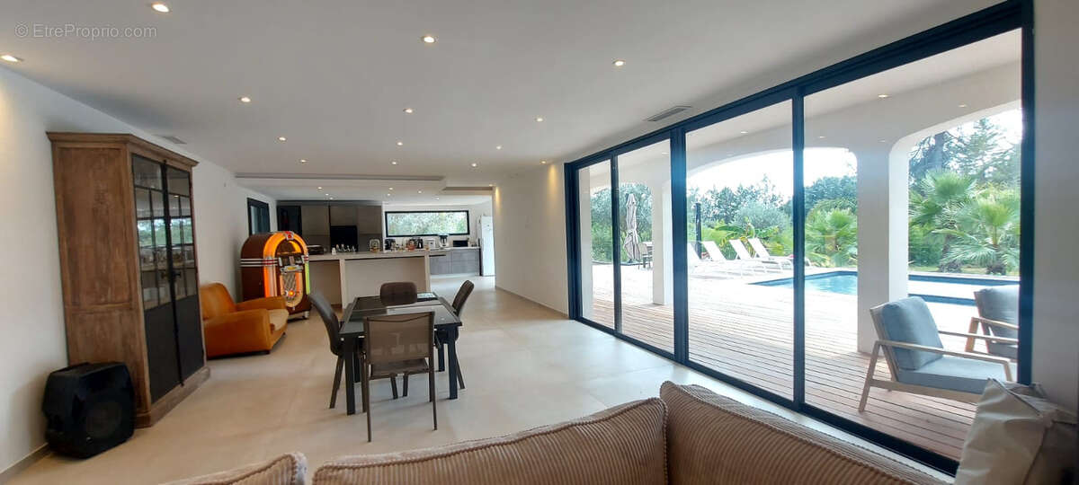 Maison à DRAGUIGNAN