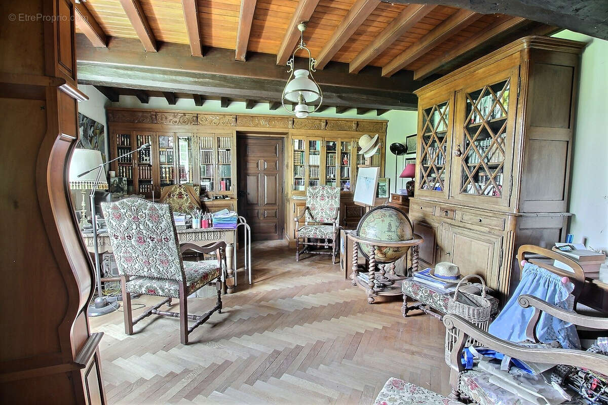 Maison à EPERNON