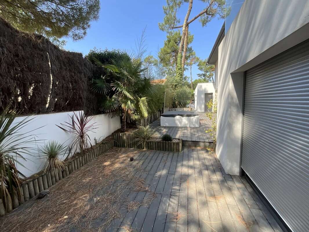 Villa contemporaine de 230 m² - photo 21