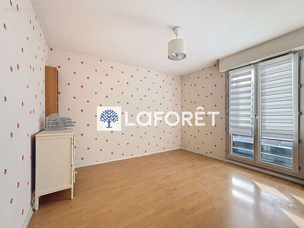 Appartement à MIRIBEL