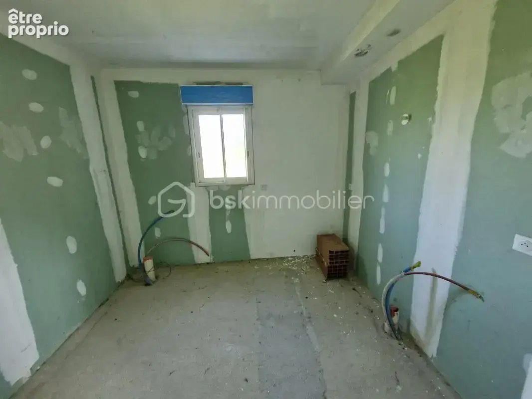 Charmante maison de 100m2 à finir de sublimer sur son terrain de 2135m2 à Menesplet - photo 11