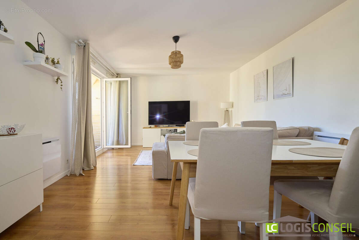 Appartement à CHATILLON