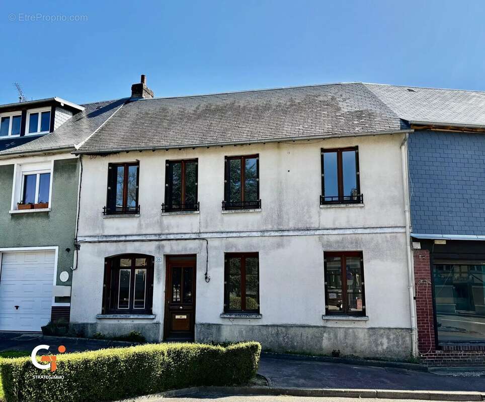 Maison à LA FEUILLIE