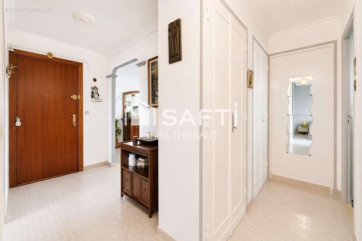 Photo 6 - Appartement à SAINT-RAPHAEL