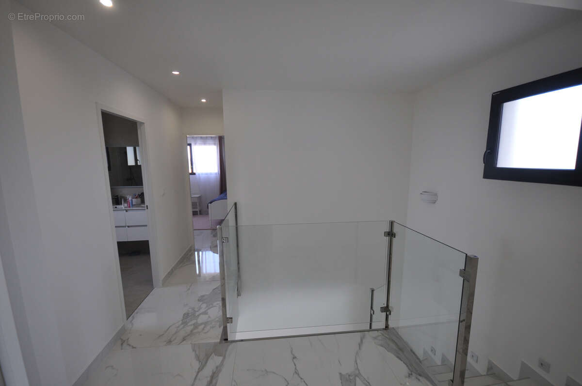 Plaisance du touch-villa haute en gamme 184 m2 - photo 7