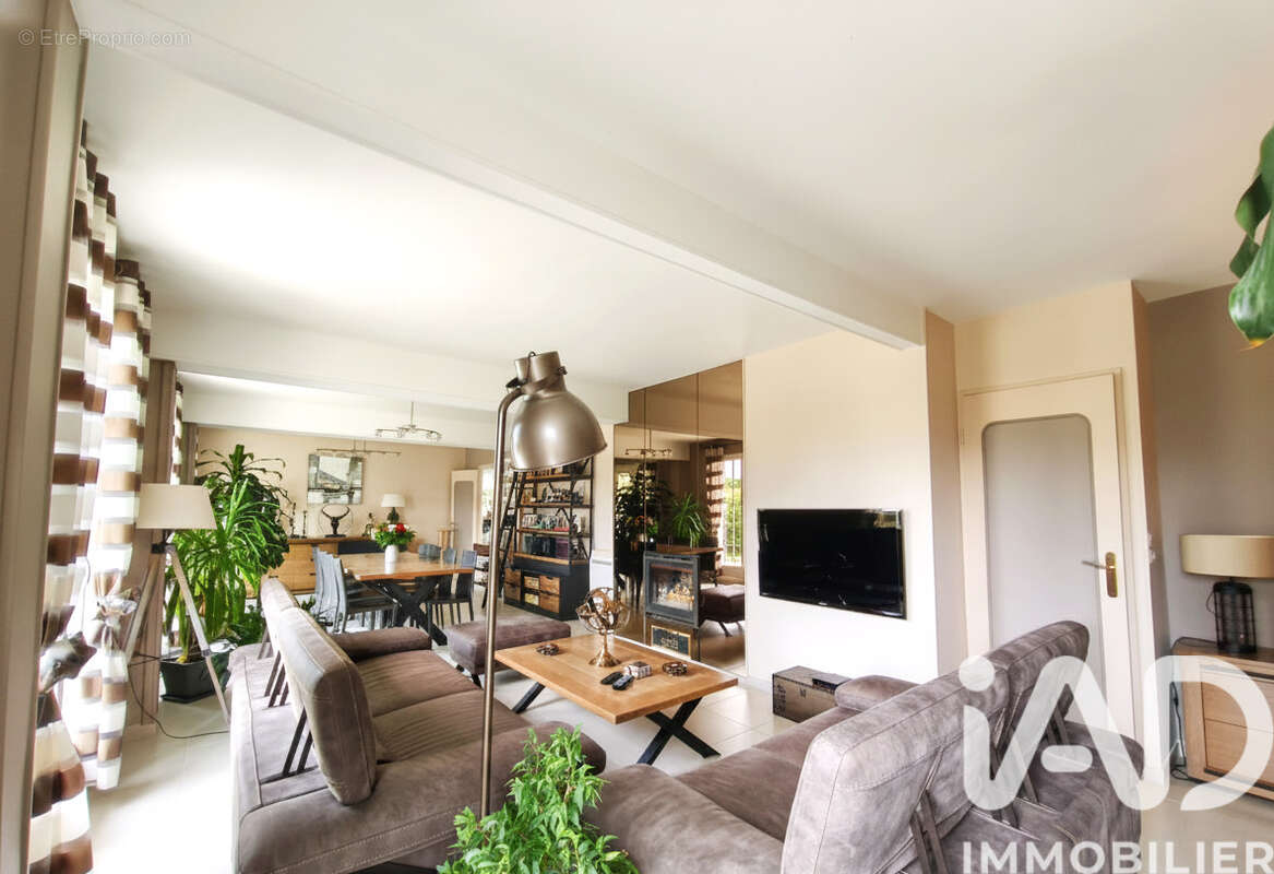 Maison 179 m² à Caurel  - photo 6