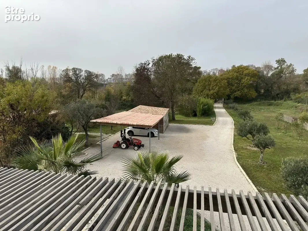 Maison 5 pièces 130 m² à vendre à Plaissan (34230) - photo 2
