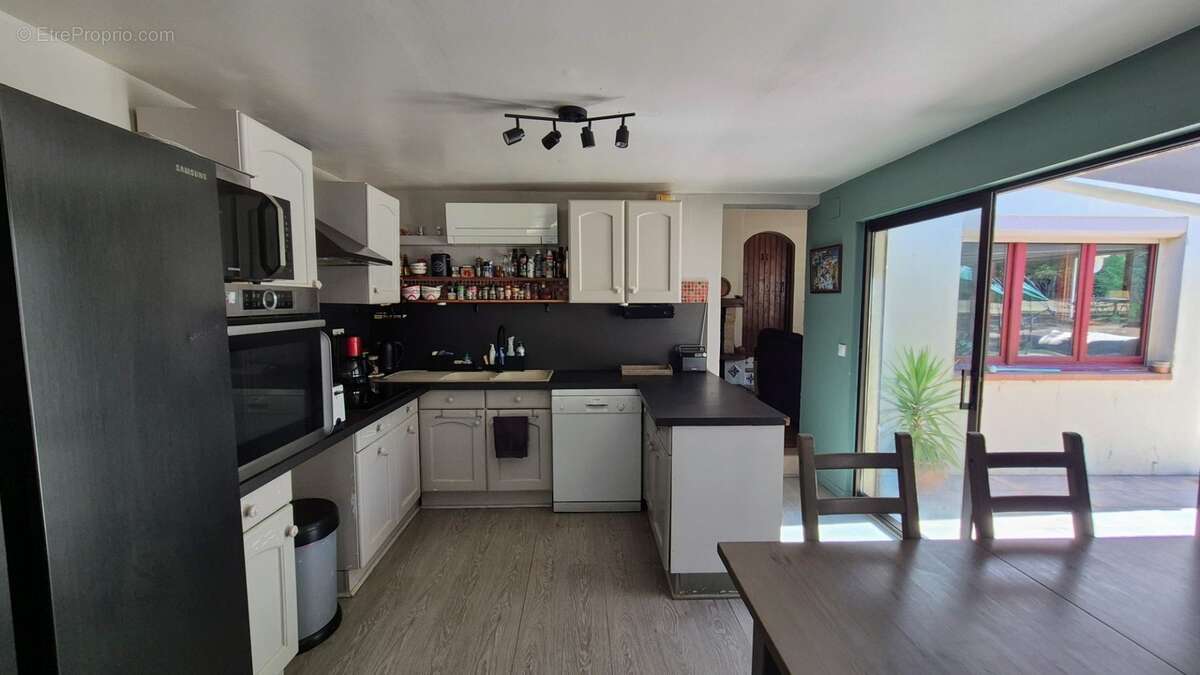 Maison à vendre 7 pièces PRADES (66) - photo 11