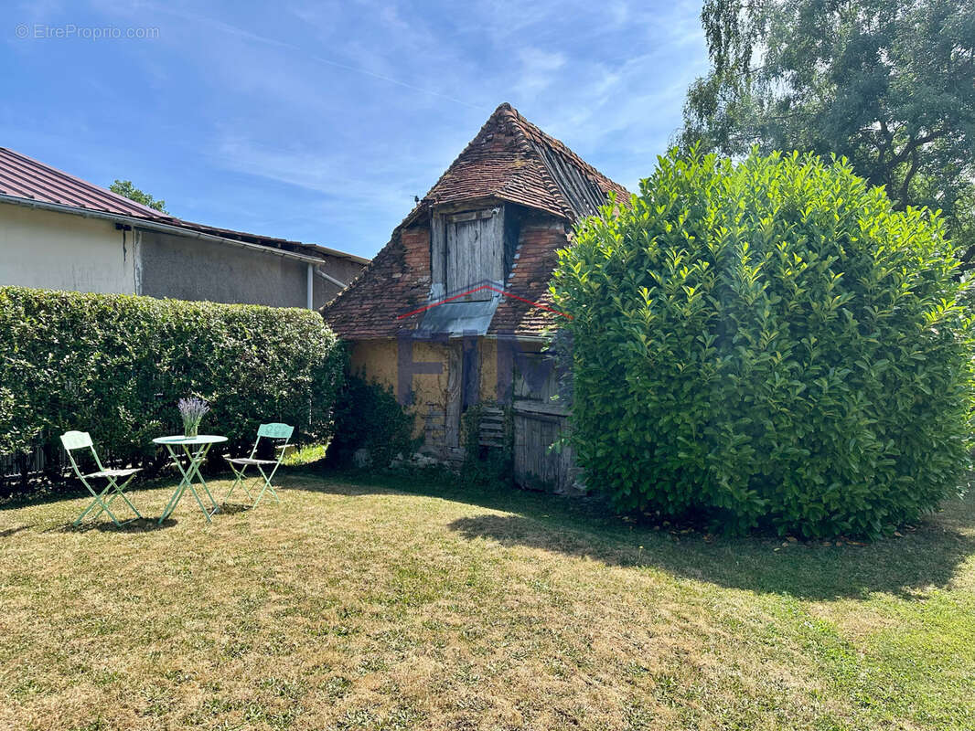 Maison à NEUFCHATEL-EN-BRAY