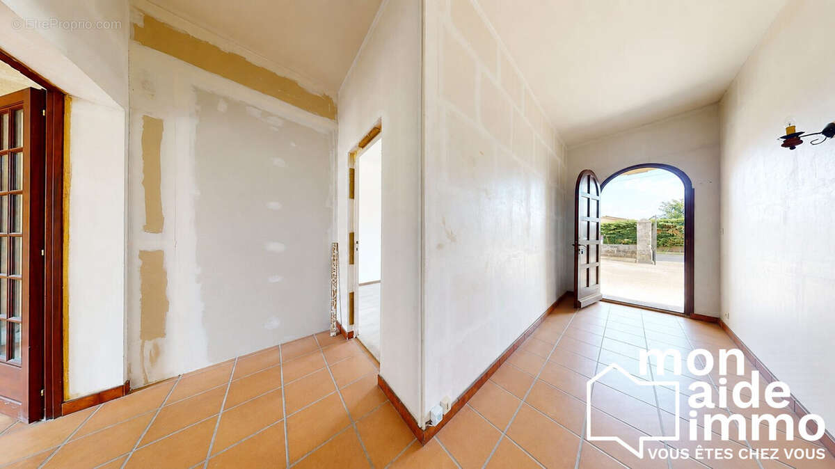 Maison 80 m² à Saint-Caprais-De-Bordeaux  - photo 5