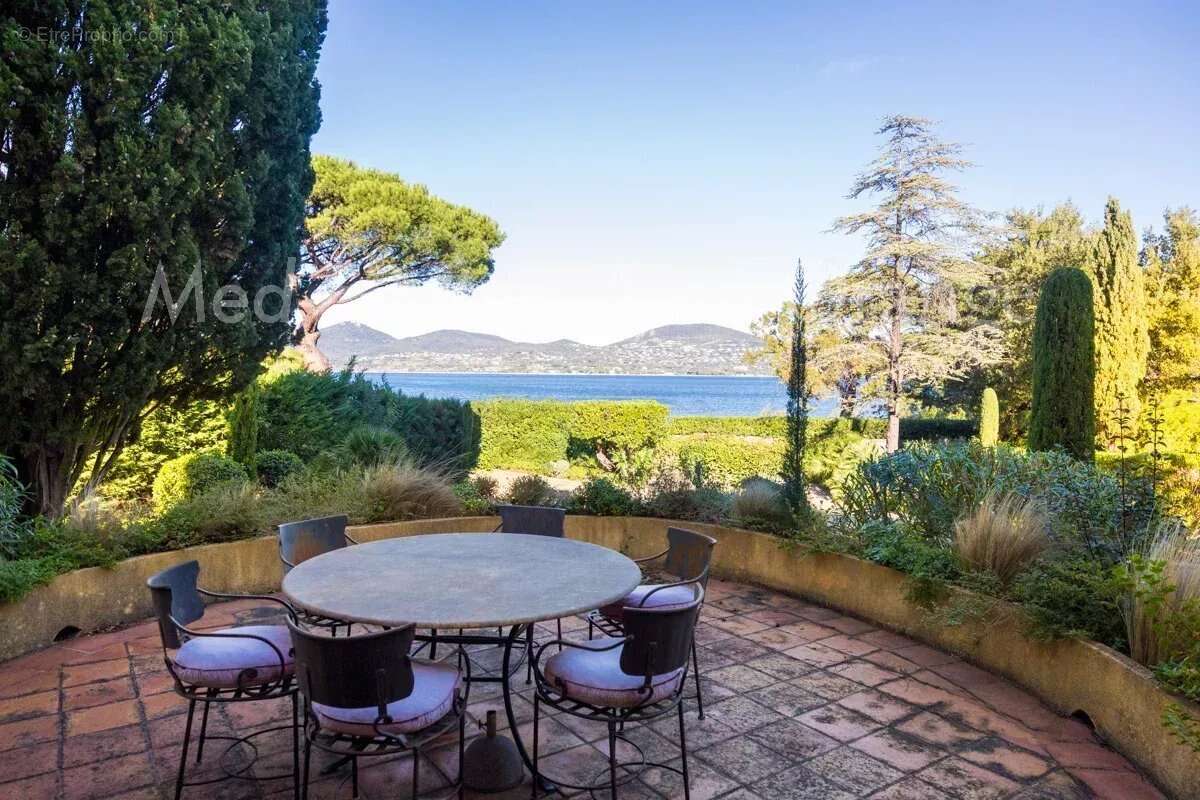 Appartement à SAINT-TROPEZ