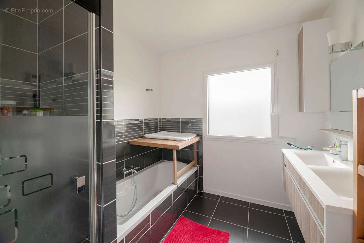 Maison à SAINT-GILLES