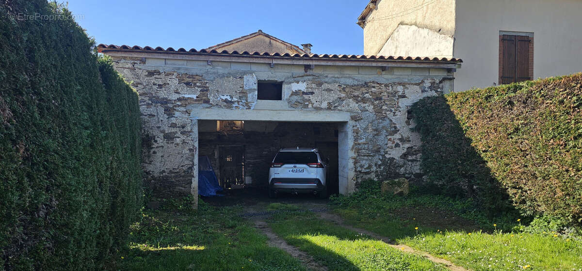 Maison à VILLEFRANCHE-D'ALBIGEOIS