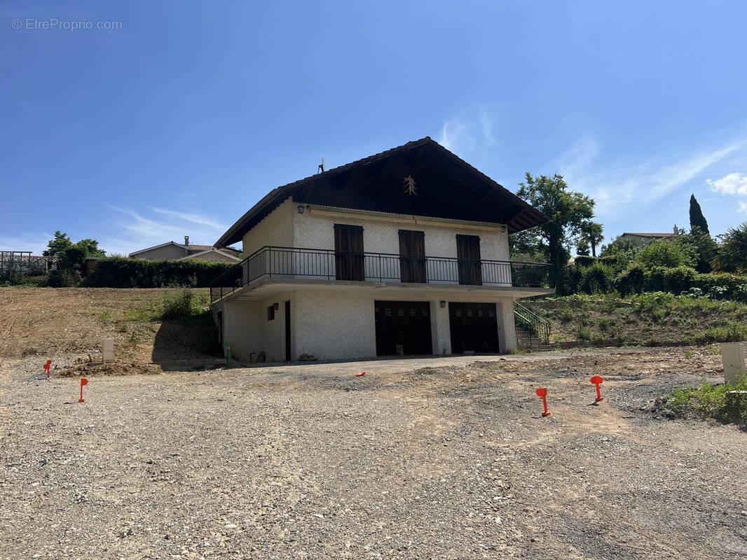 Maison à JASSANS-RIOTTIER