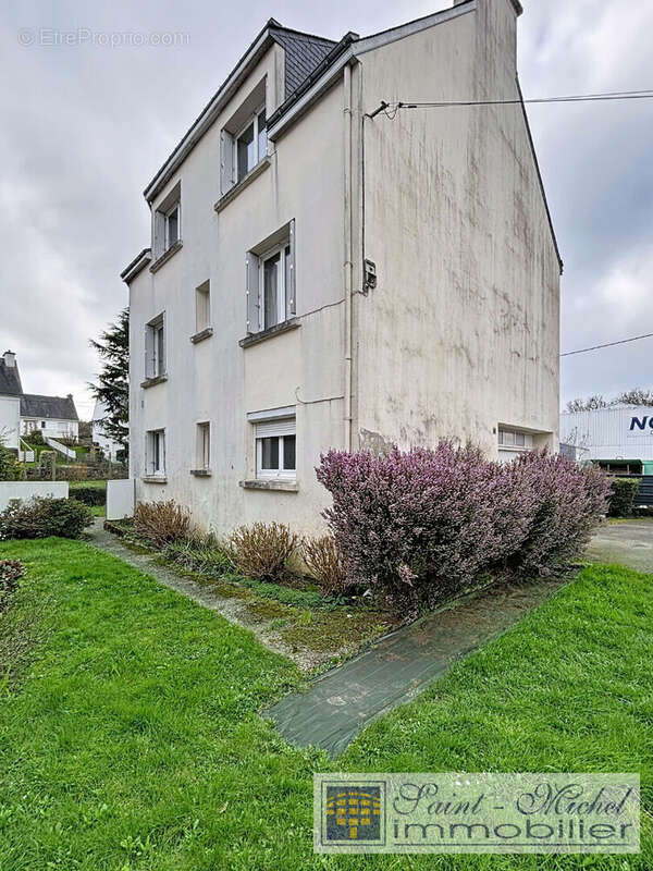 Appartement à QUIMPERLE