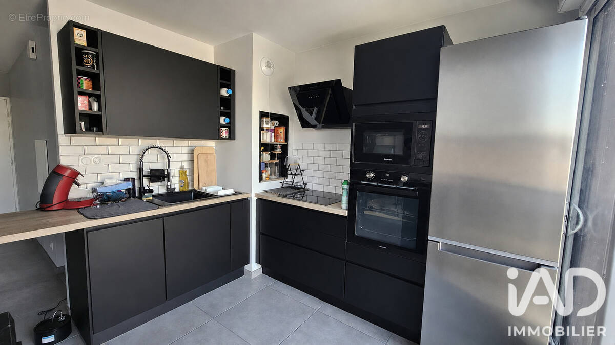 Photo 1 - Appartement à SAINT-JACQUES-DE-LA-LANDE