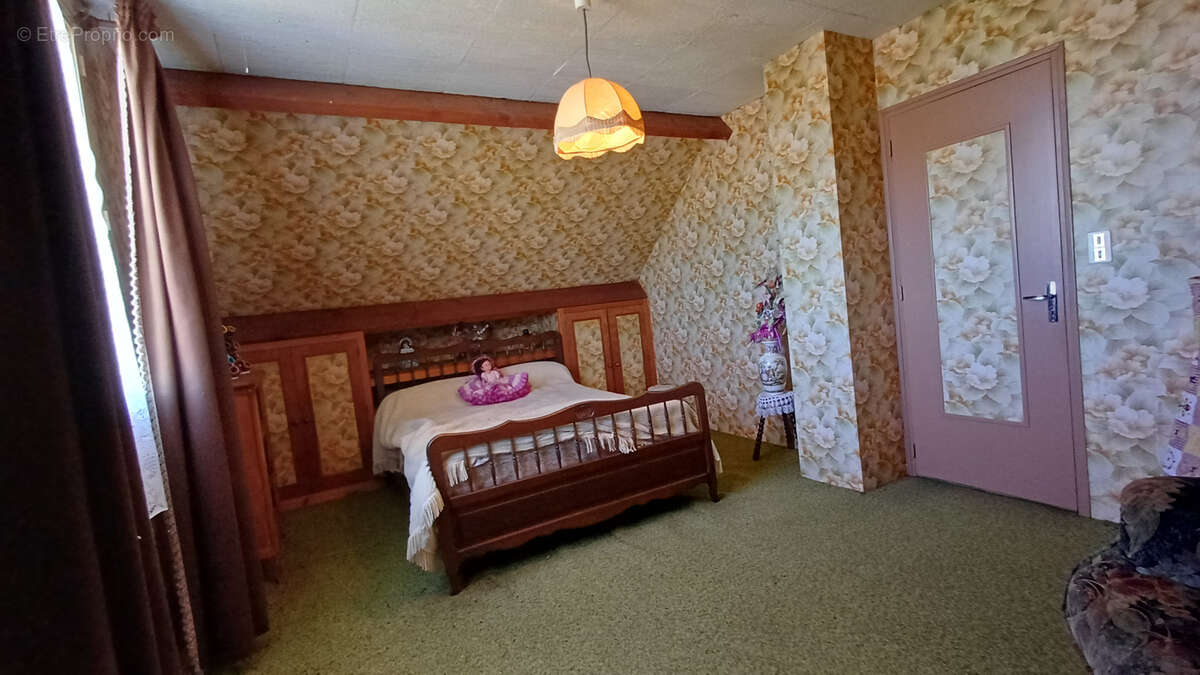 Maison à BAZOCHES-LES-BRAY