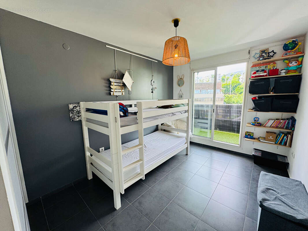 Appartement à SAINT-DENIS