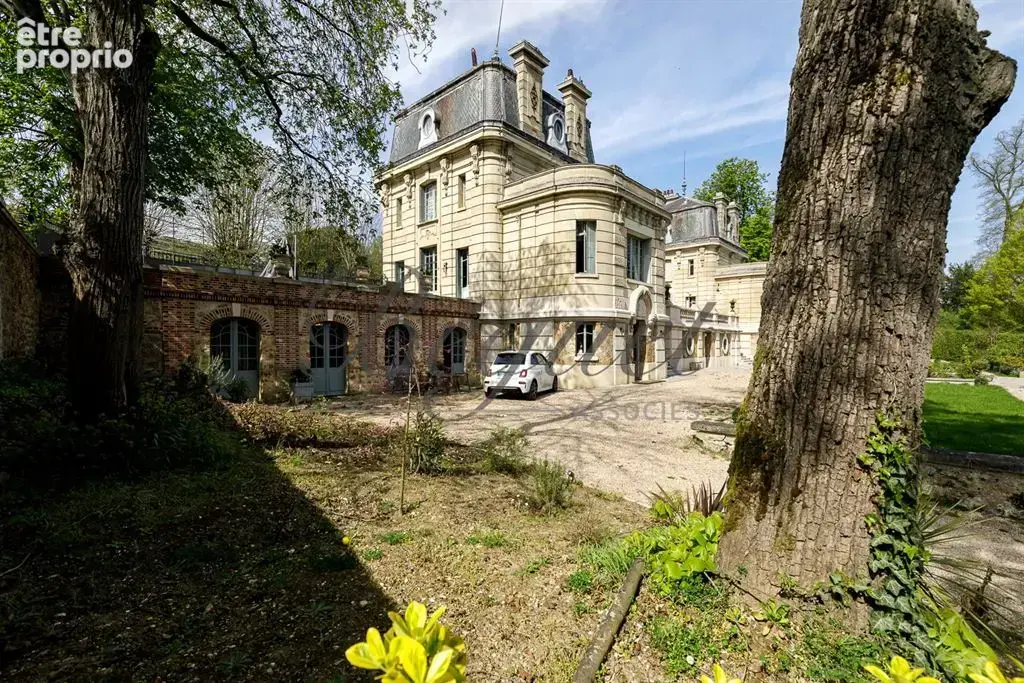 Louveciennes (78430) – Propriété historique de 790 m² avec parc paysagé, 4 chambres – Piscine - près de Marly-le-Roi, Yvelines,  - photo 4