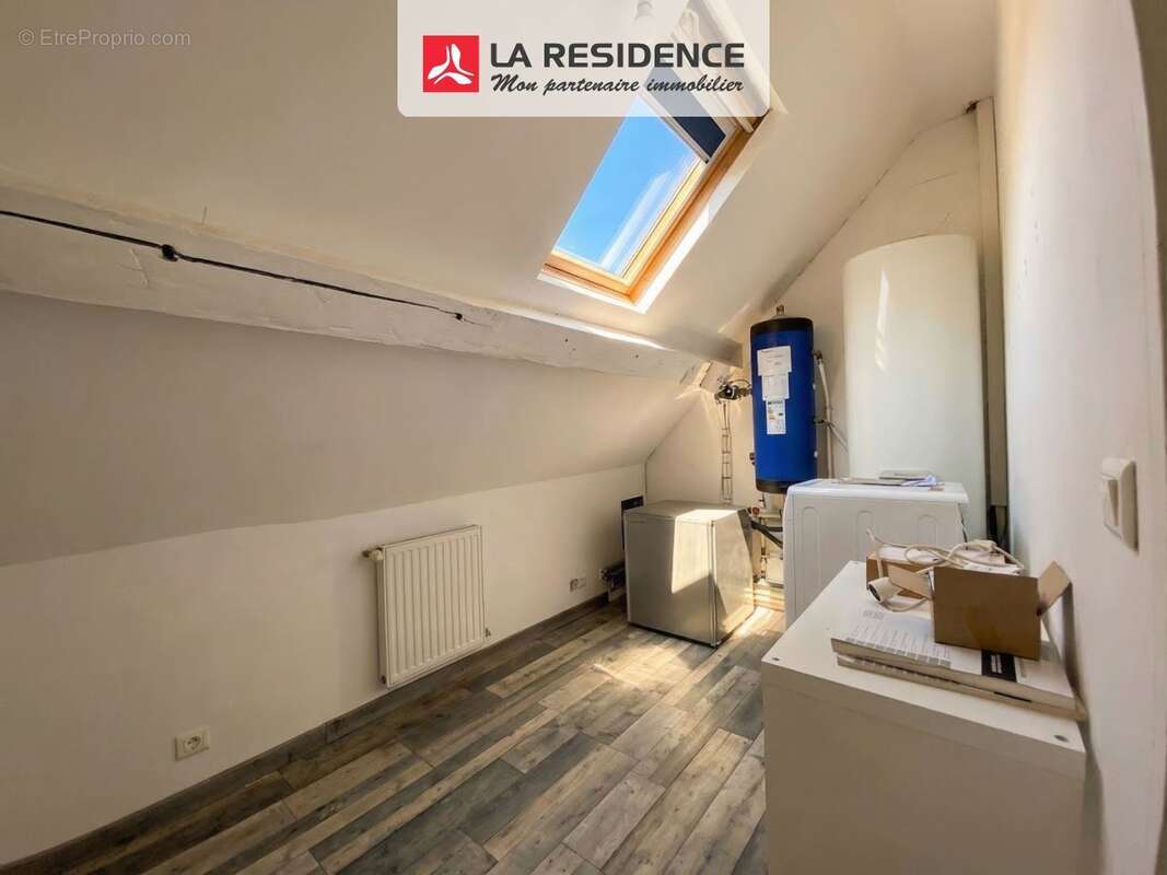 Maison 92 m² à Gambais  - photo 8