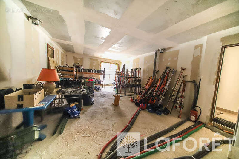 ** maison  type 6 - crévoux - 5 pièces - photo 6