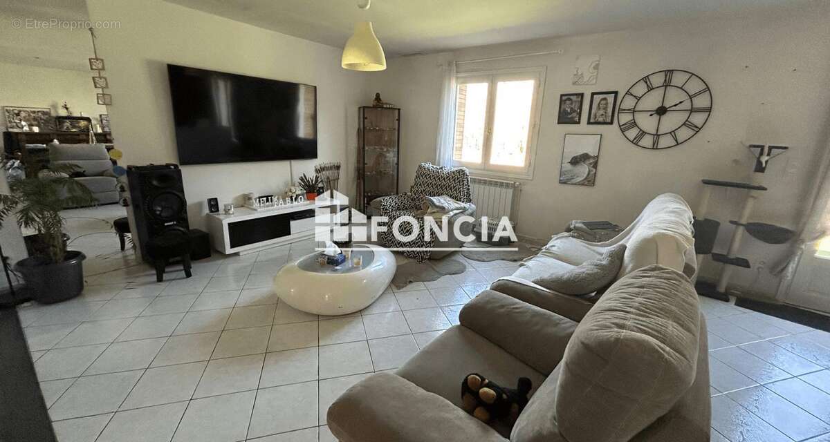 Maison à SOUAL