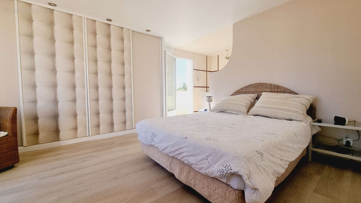 Maison à SAINT-RAPHAEL