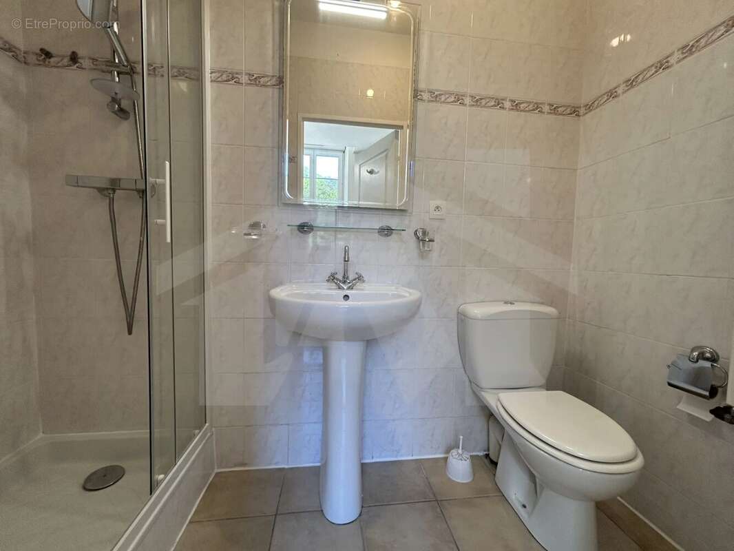 Appartement à POISAT