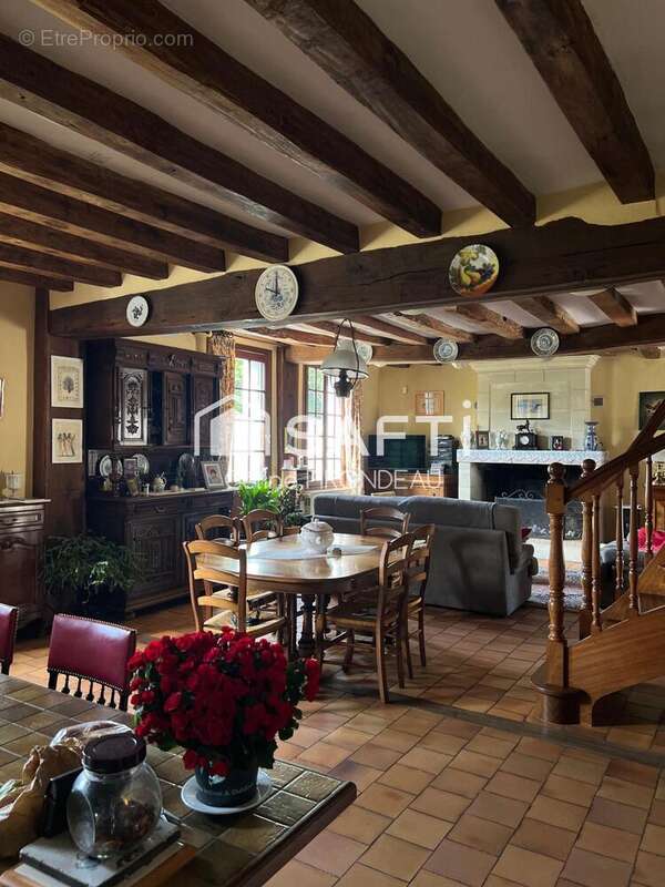 Maison 160 m² à La Chapelle-Sur-Loire  - photo 9
