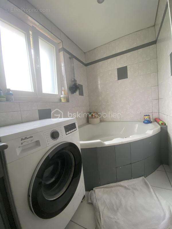 Appartement à CORBEIL-ESSONNES