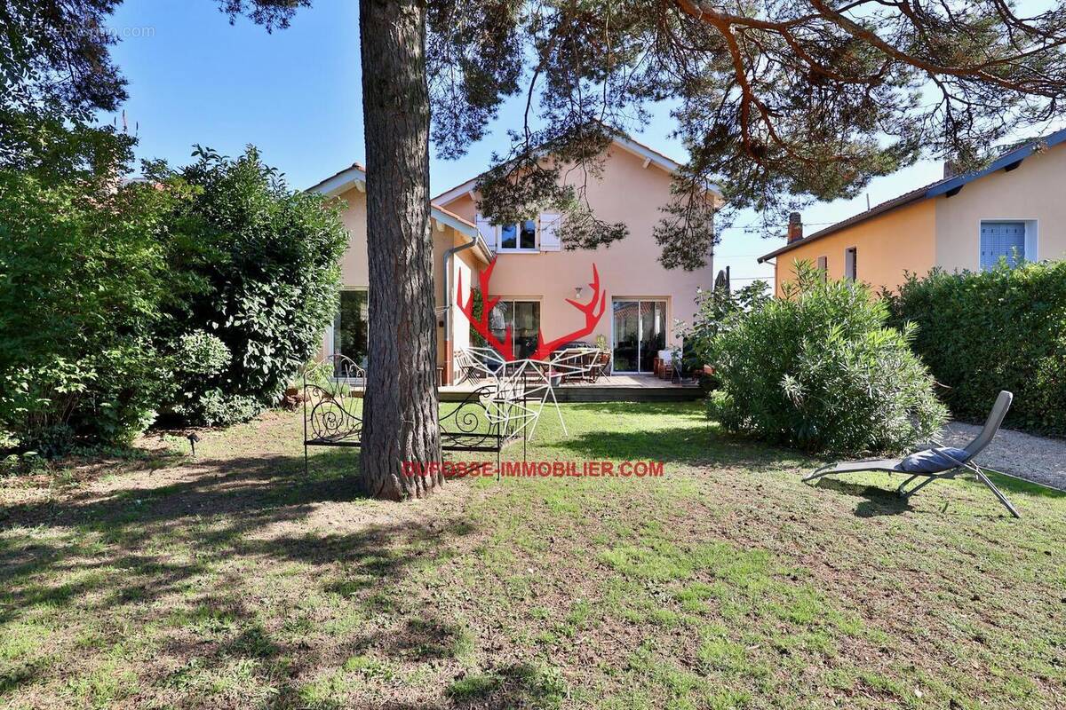 Photo 1 - Maison à SAINT-GENIS-LAVAL