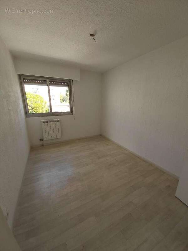   - Appartement à ANTIBES