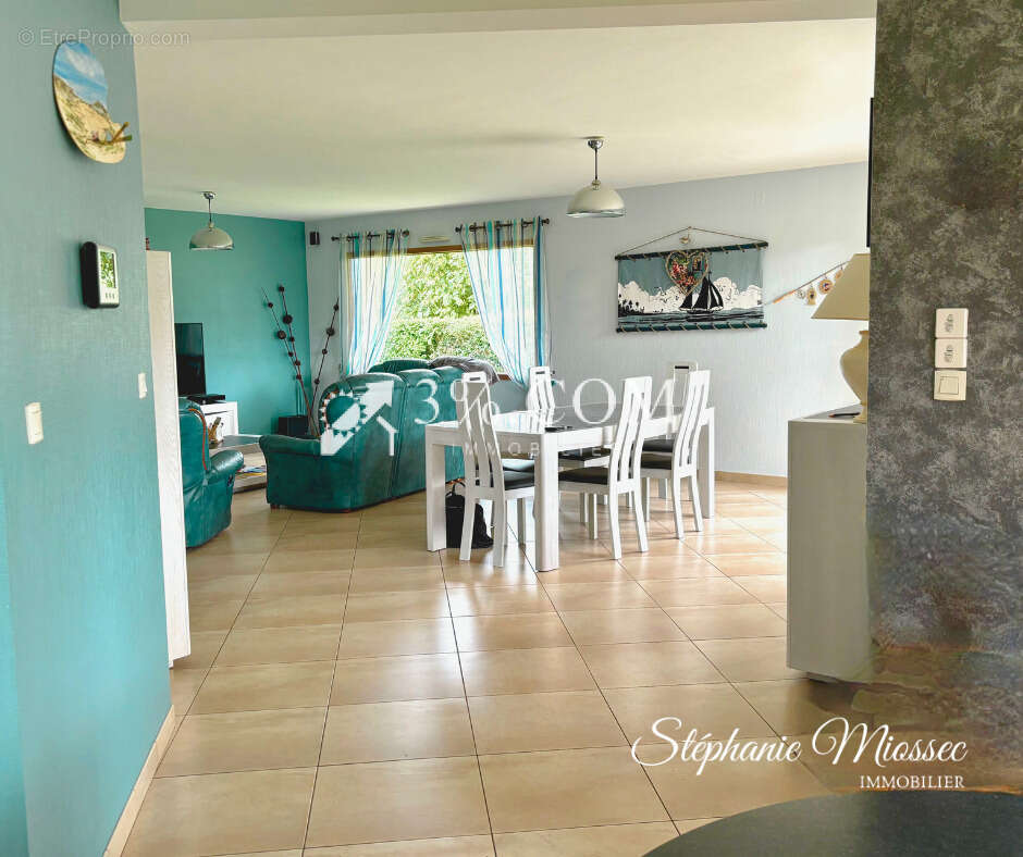 Maison à SAINT-JULIEN