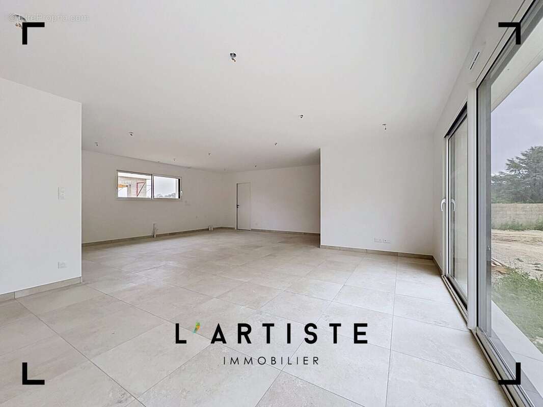 Maison à LA LONDE