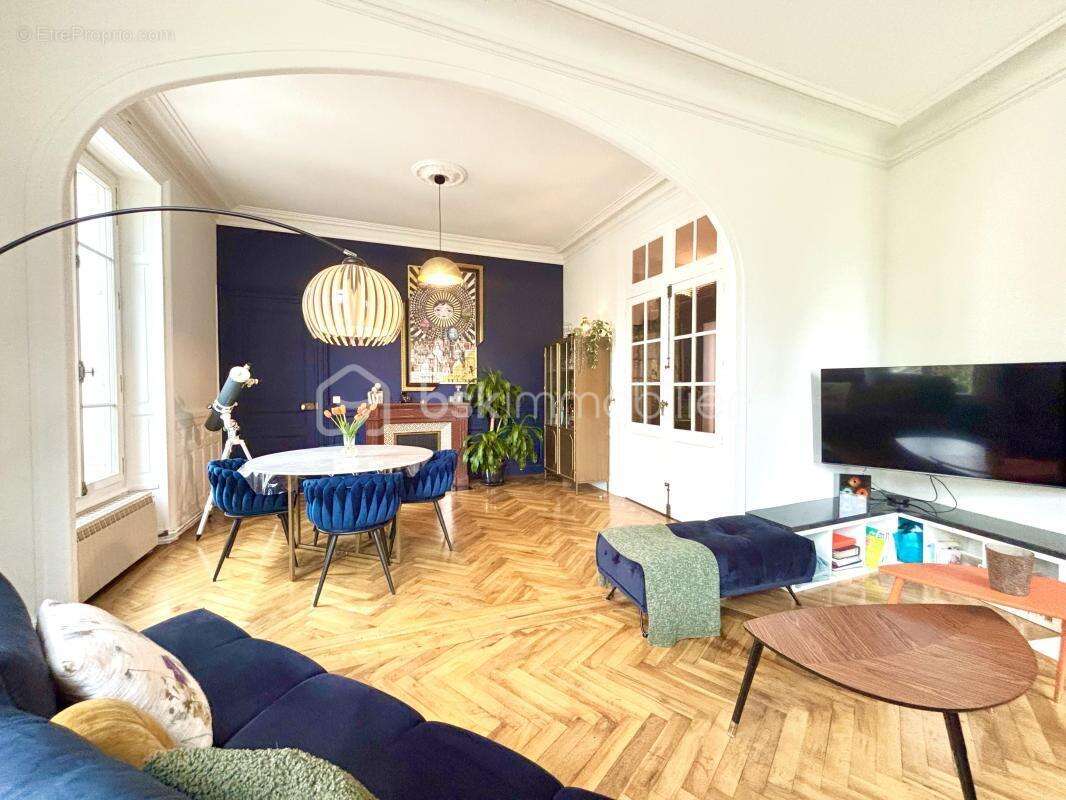 Appartement à AIX-LES-BAINS